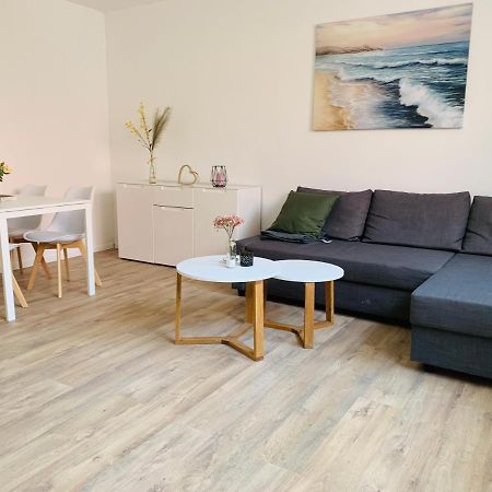 Feddersen Living Kernsanierte Ferienwohnungen - Gemuetlich - Netflix - Voll Ausgestattet - Zentral Brunsbuttel Ngoại thất bức ảnh